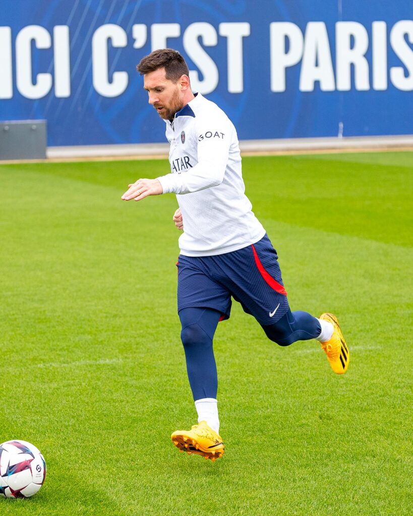 Messi back in the training after PSG suspension