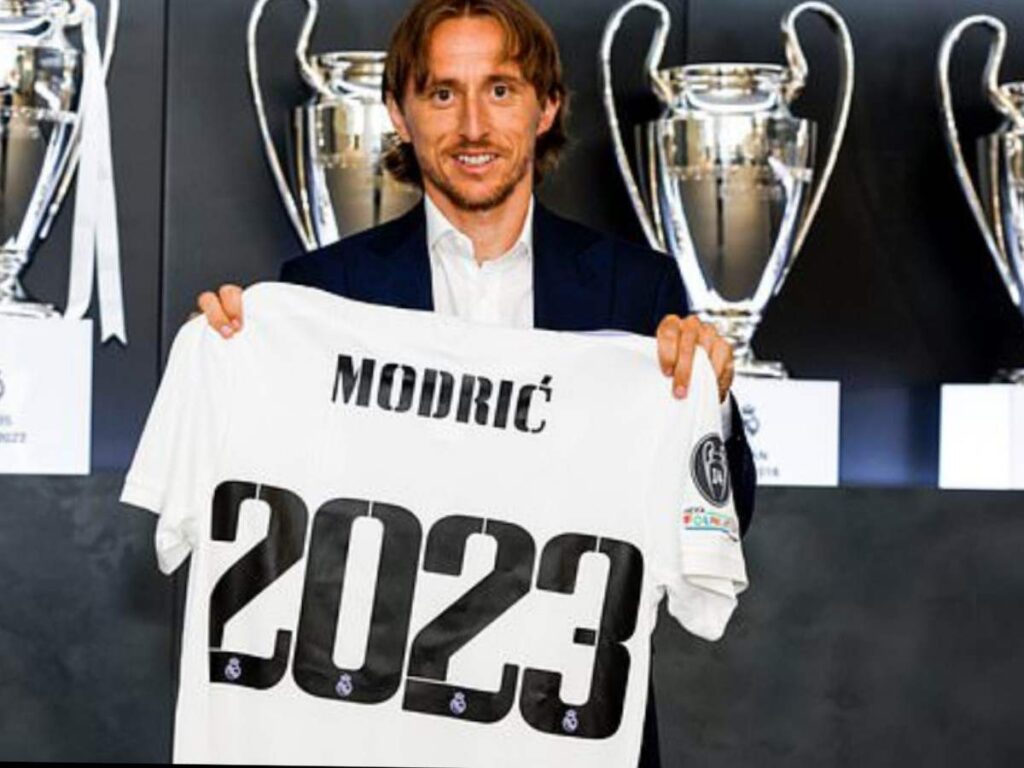 Modric ready to extend his contract with Real Madrid for one more year