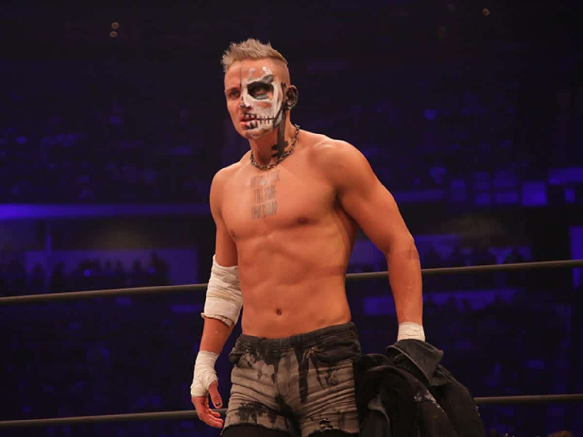 Watch: Darby Allin contemplates signing a fan’s WWE Championship replica at AEW show