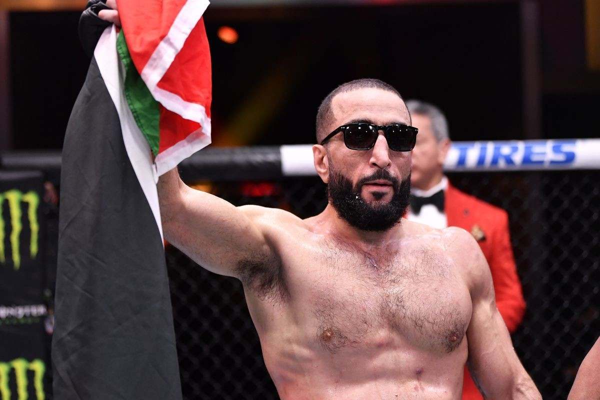 What flag does Belal Muhammad carry during his fights?