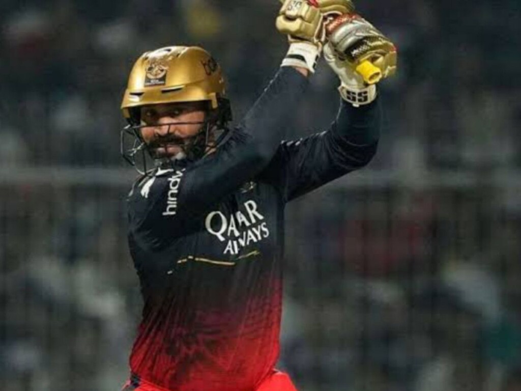 Did RCB's Dinesh Karthik 'Obstruct the field' against DC?