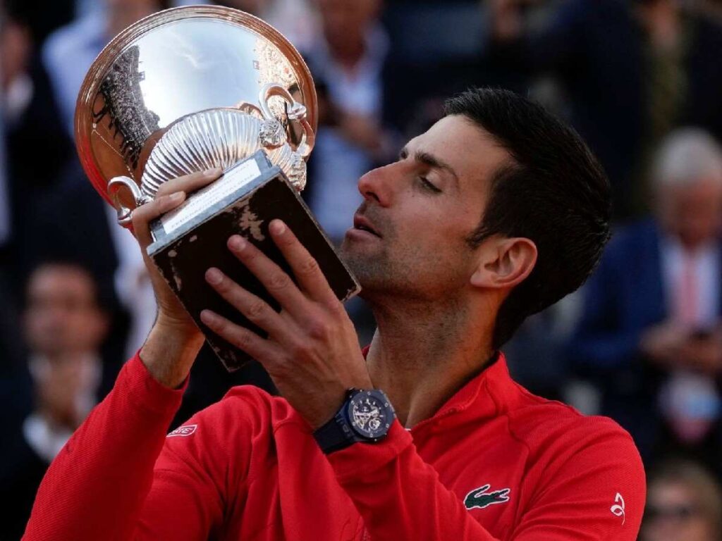 Tennis: Fans fume online as Italian Open title winners Djokovic and Halep  split by €10 in prize money