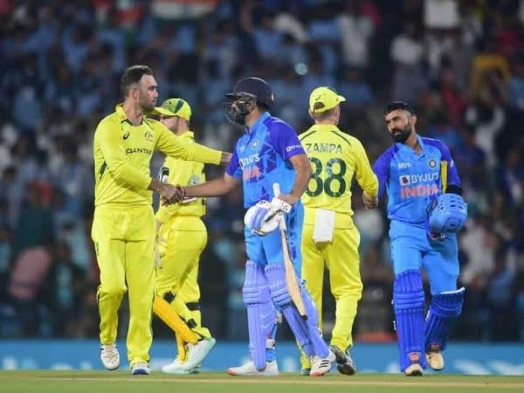 "Australia 450/2, India 65 all out," star DC pacer makes bizarre prediction for ODI World Cup final