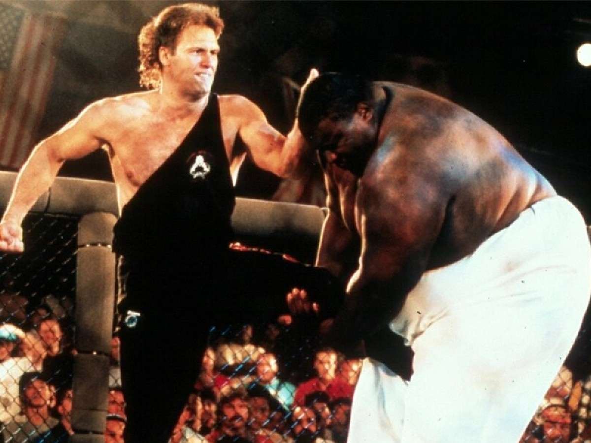 When a karate fighter fought the world’s heaviest man in the octagon