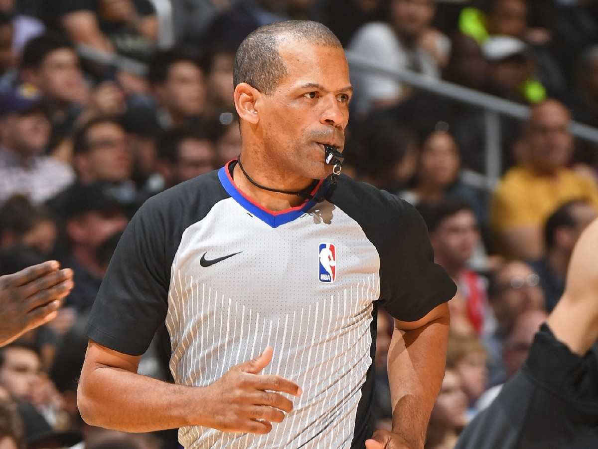 “NBA needs to fire this man” – Controversial referee Eric Lewis TROLLS Lakers and defends calls on burner account, Twitteratis unearth evidence