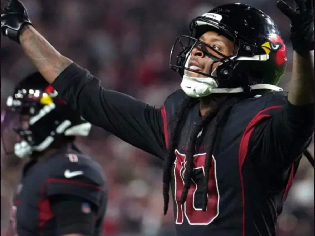 “We ain’t tryna see that sh*t” – Social media reacts to DeAndre Hopkins possibly pairing up with Patrick Mahomes in Kansas City