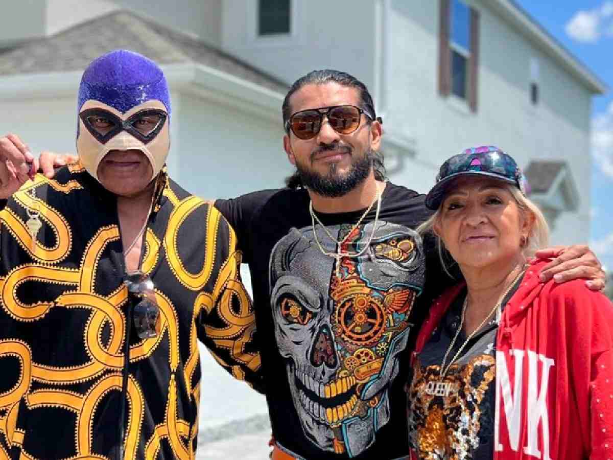 “Man you got me in tears”- Wrestling Twitter overjoyed as WWE Superstar buys a beautiful house for his mother and thanks fans for the support 