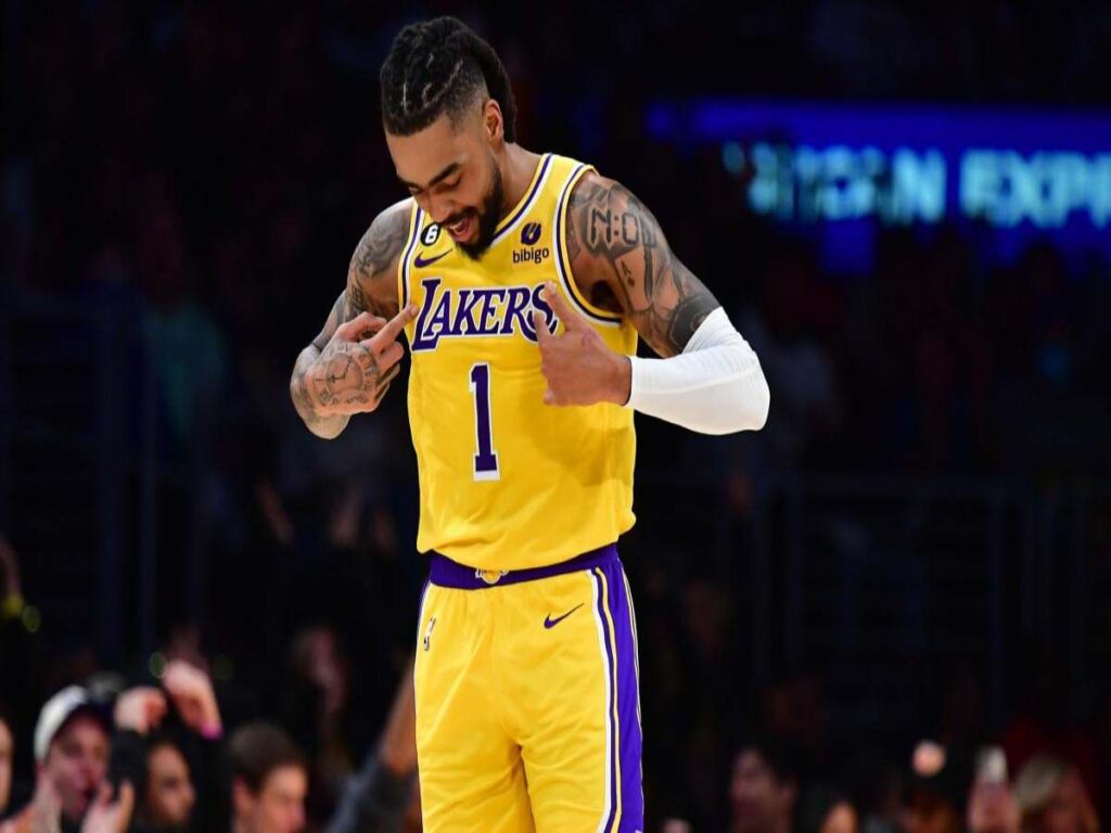 Referees SOFT call on DAngelo Russell against Jamal Murray