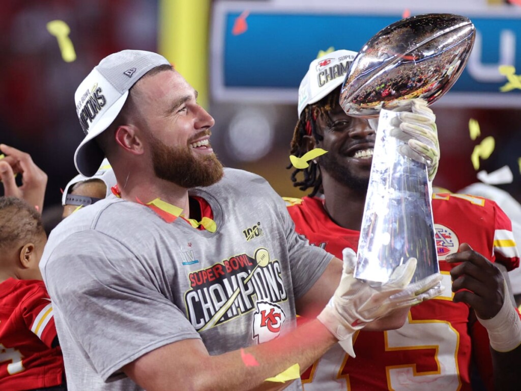 Travis Kelce Chiefs Lombardi Trophy