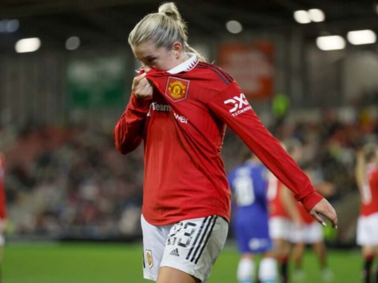 alessia russo weird manchester united