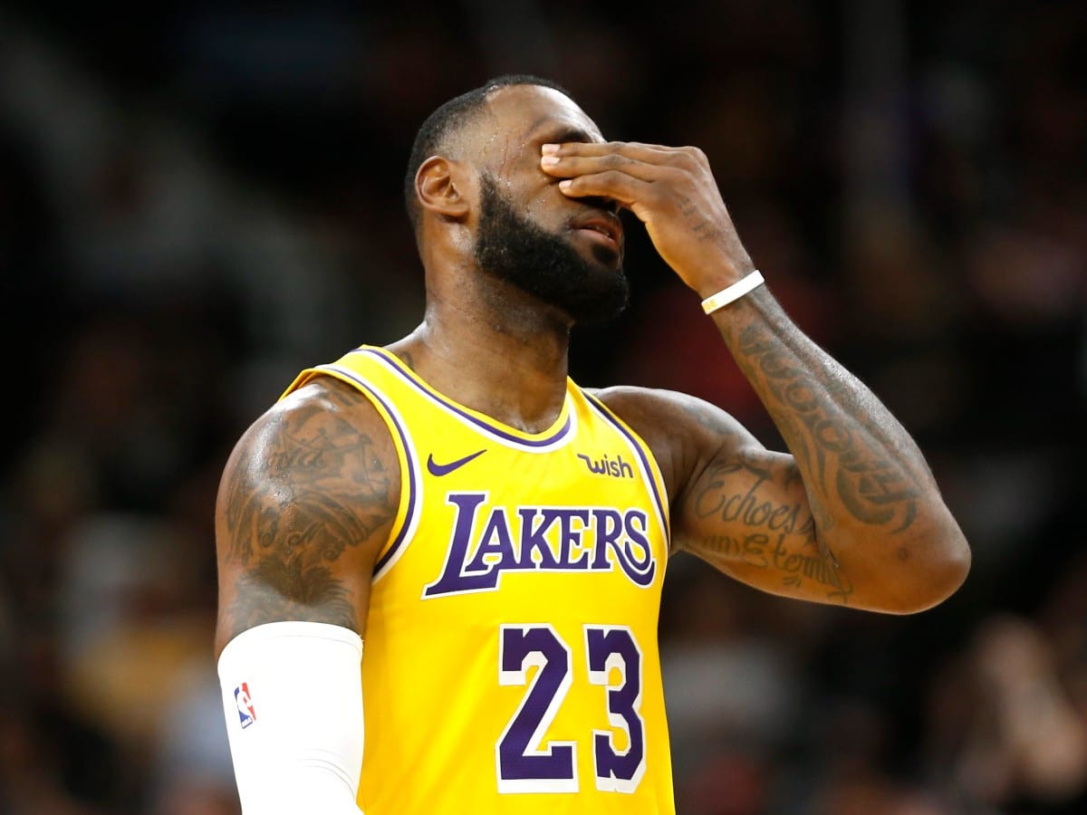 LeBron James FINALLY breaks horrendous streak, not enough to save face