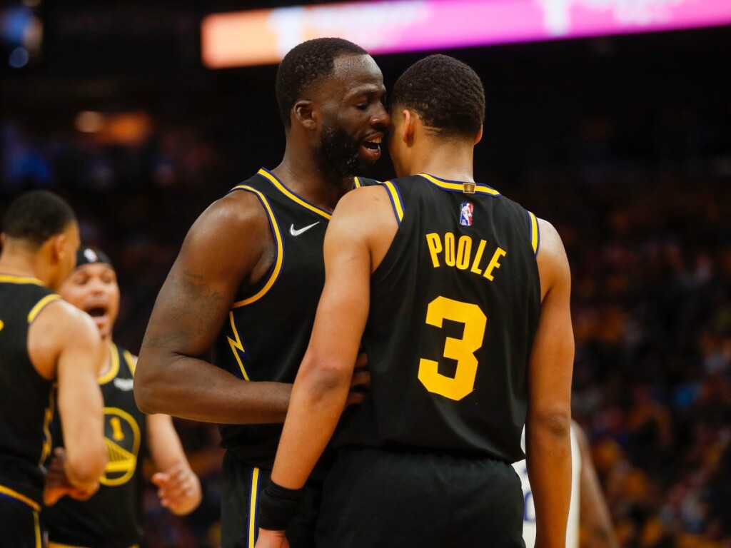 Draymond Green, left, and Jordan Poole, right. (Via Nhat V. Meyer/Bay Area News Group/TNS)