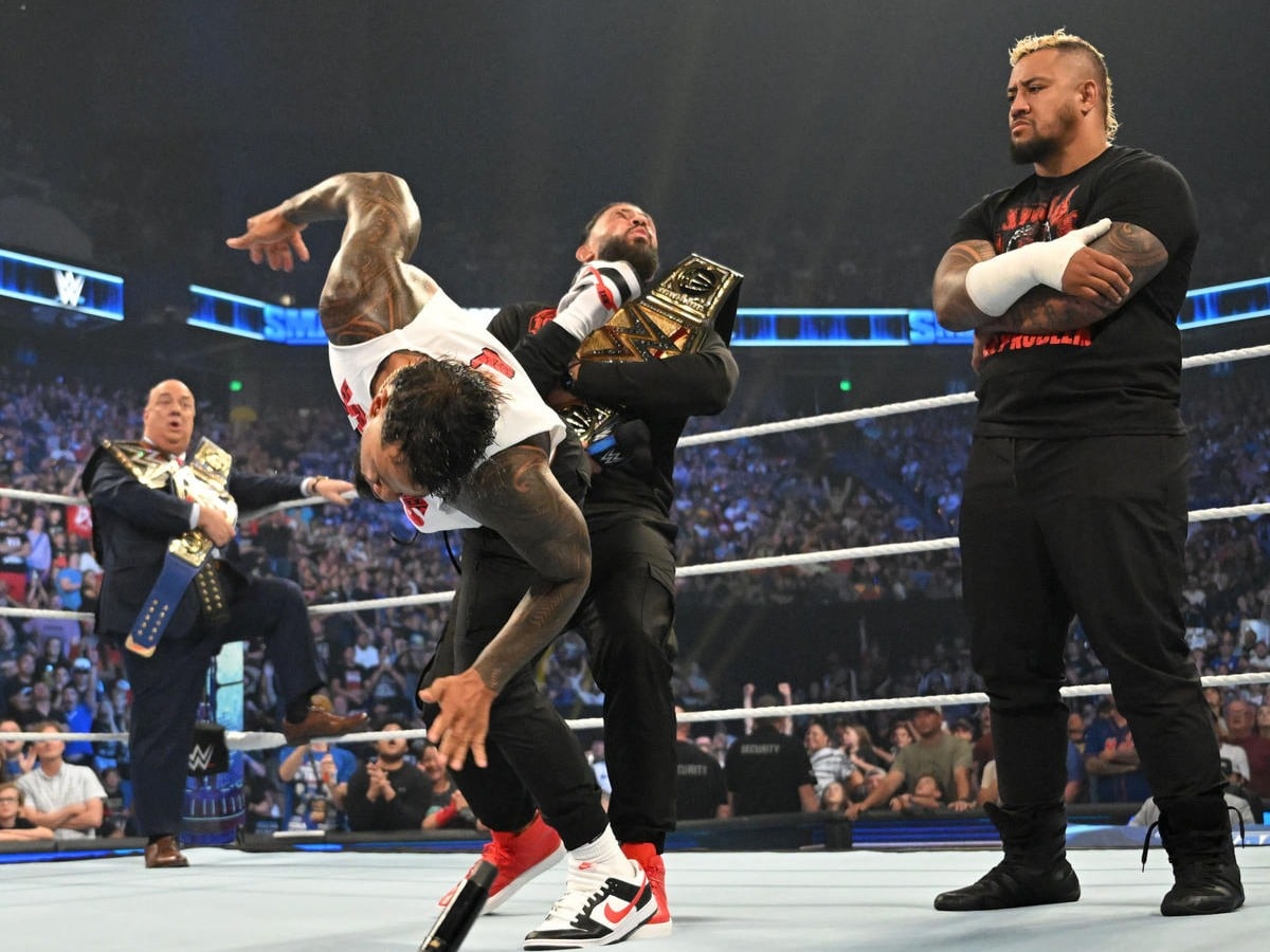 Solo Sikoa reacts for the first time after Jey Uso shockingly betrayed Roman Reigns’ Bloodline on WWE SmackDown