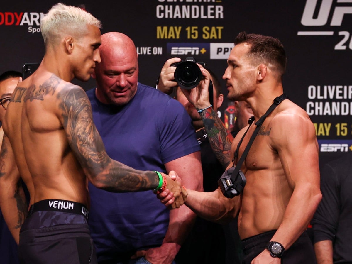 “Masquerading as sportsmanship,” Michael Chandler explains most-emasculating action from Charles Oliveira after getting knocked out