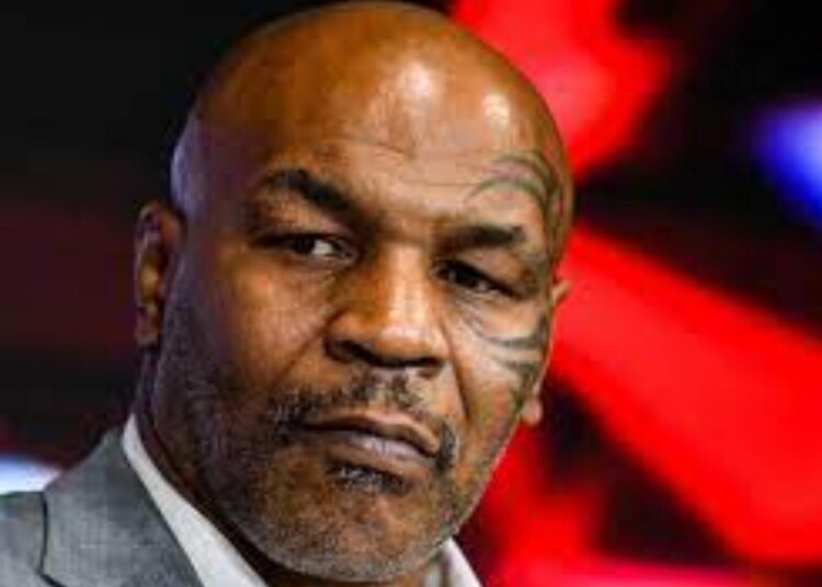 Mike Tyson (Hình ảnh lịch sự: Thể thao cơ bản)