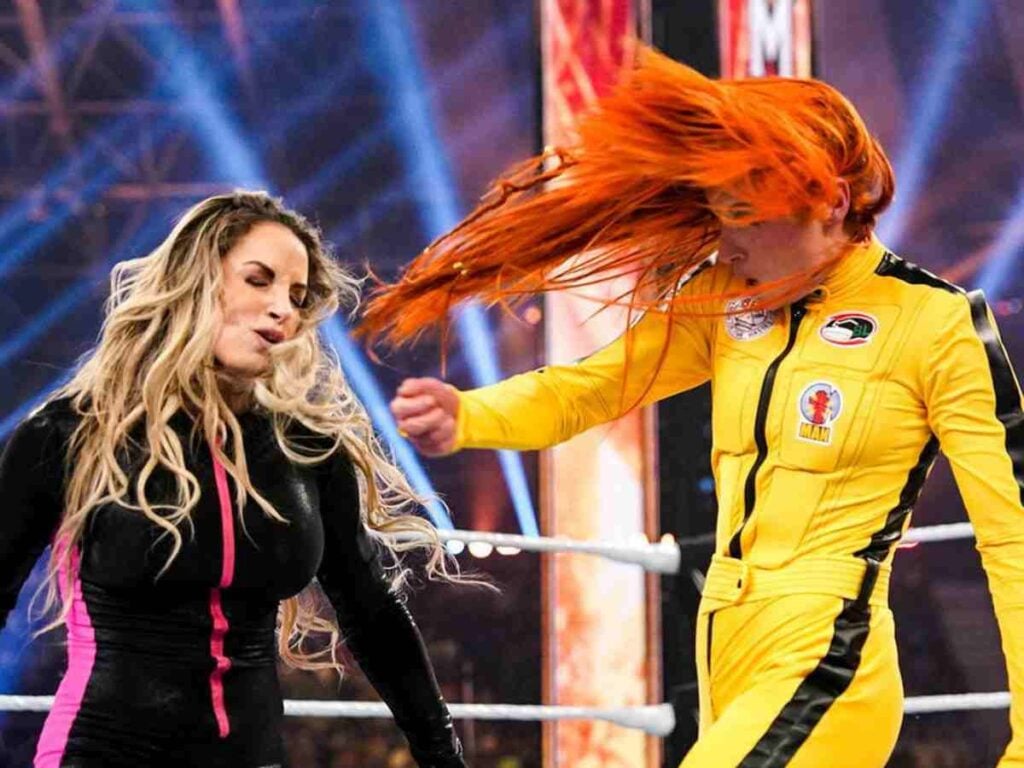 Becky Lynch and Trish Stratus