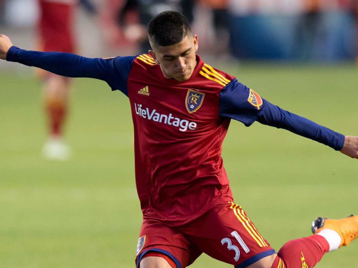 WATCH: Pablo Ruiz scores from his own half in MLS against DC United