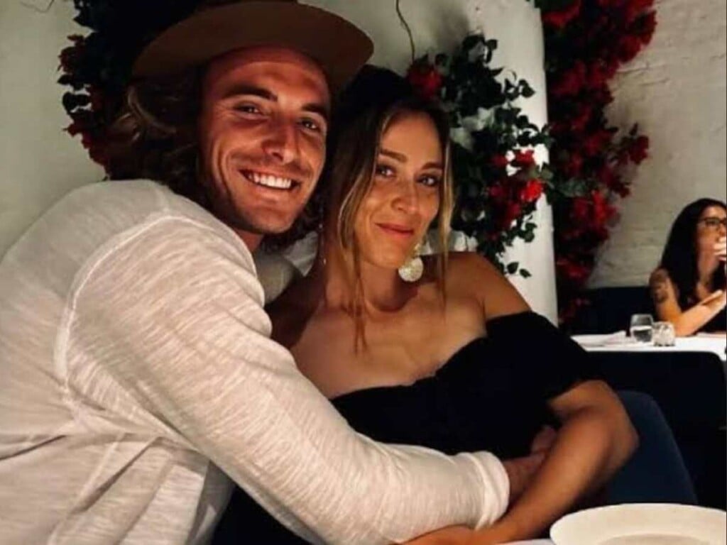 Stefanos Tsitsipas doesn't want to sound "cringe" while professing how he fell in love with Paula Badosa