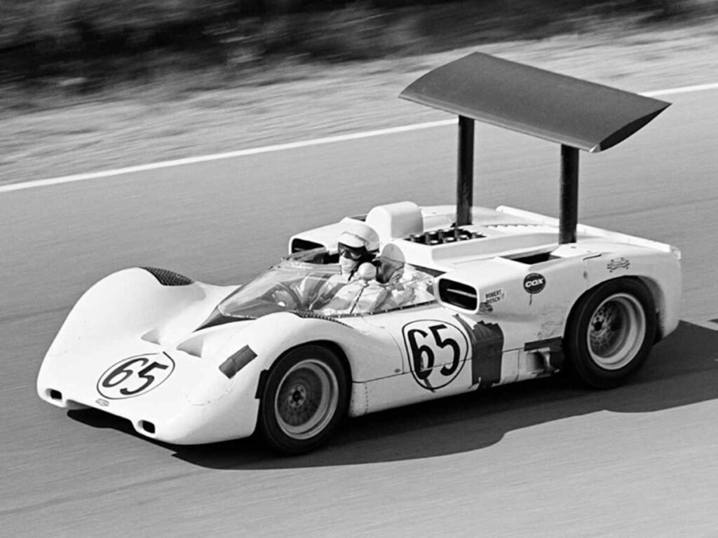 Chaparral 2E ( Image via Sports Car Digest)