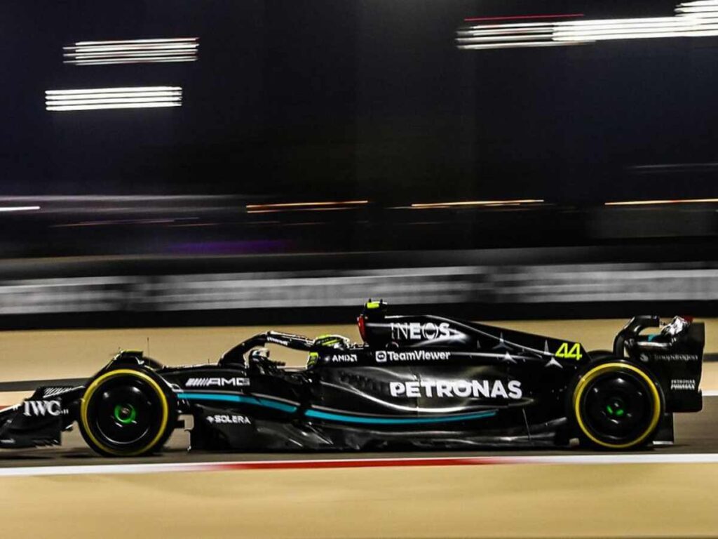 Lewis Hamilton in W14 (Image via Motorsport.com)