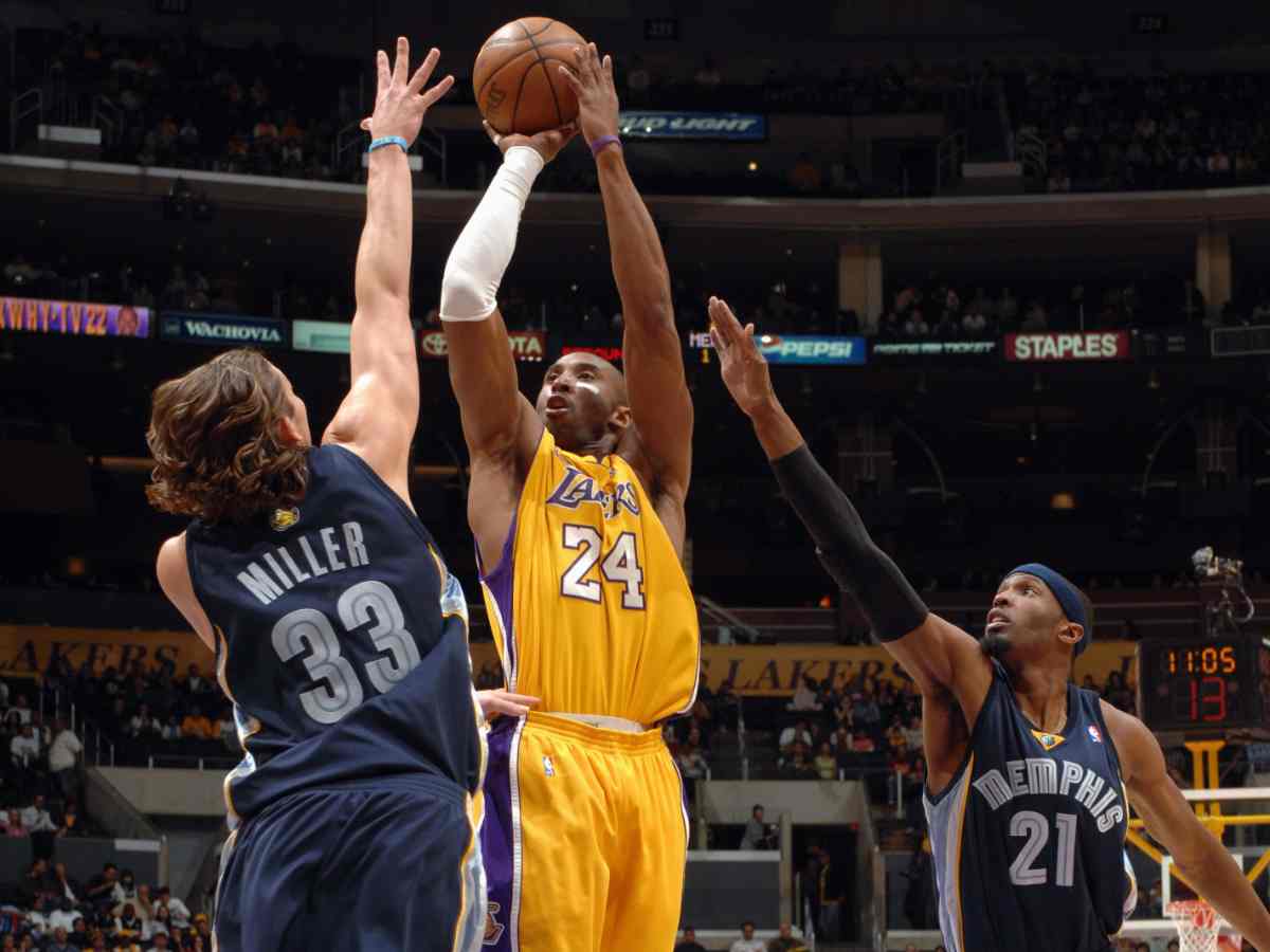 Jerry West REVEALS Kobe Bryant's desire to join Memphis Grizzlies in ...