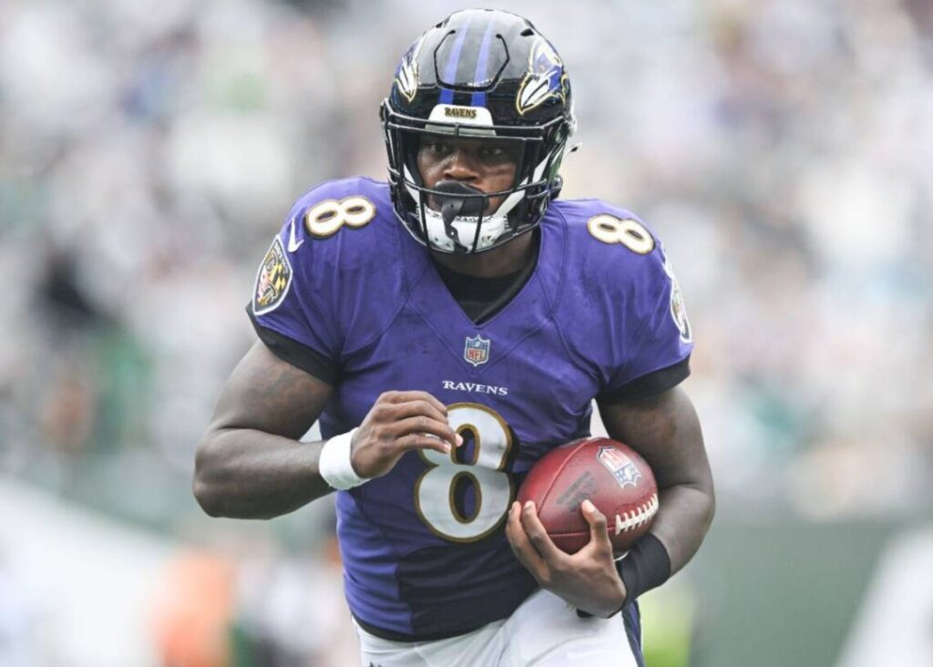 "He's putting the balls on the money!" Mark Andrews digs deep into Lamar Jackson's 'incredible' intensity during Ravens' OTAs