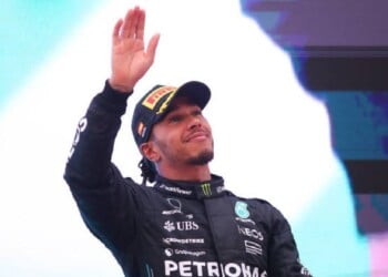 Lewis Hamilton( Credits: Getty)