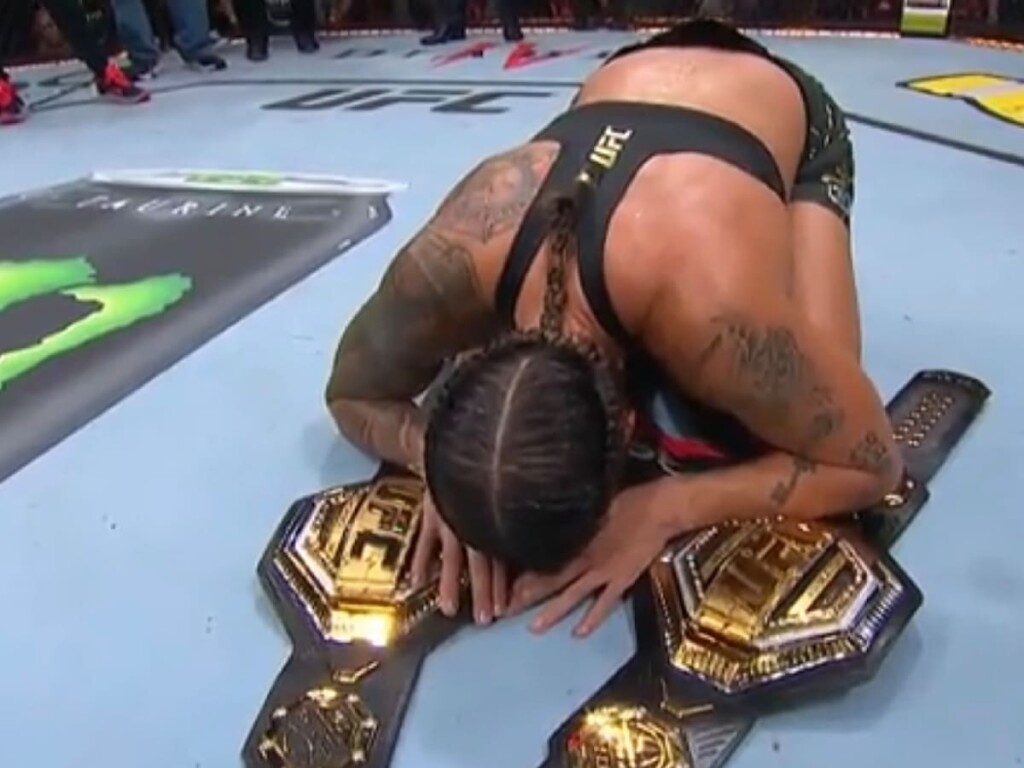 Amanda Nunes retired at UFC 289