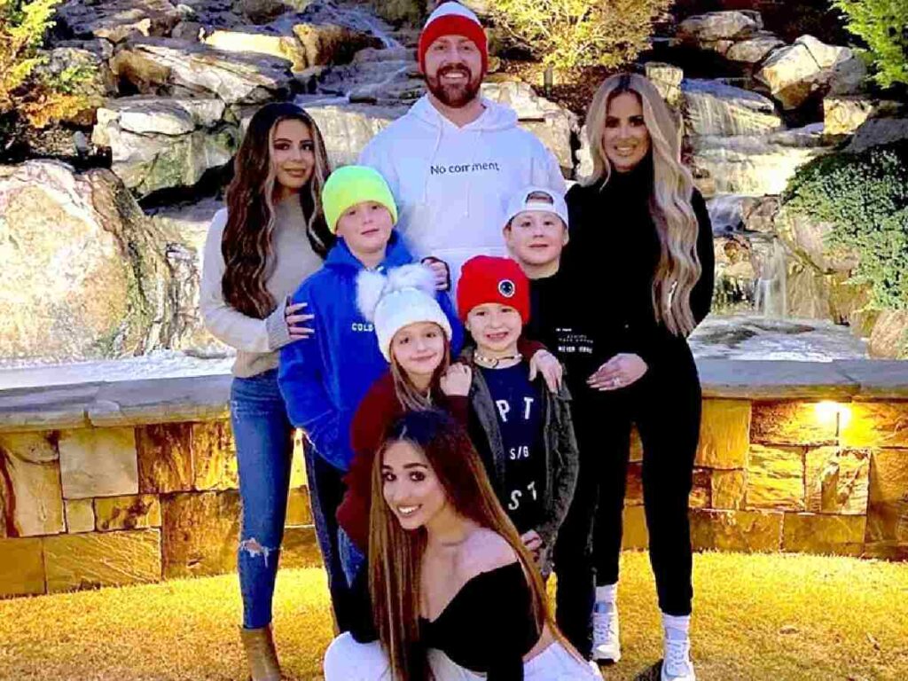 Kroy Biermann reportedly got punched HARD by Kim Zolciak a day before divorce, ugly custody battle continues 1 Kroy Biermann reportedly got punched HARD by Kim Zolciak a day before divorce, ugly custody battle continues