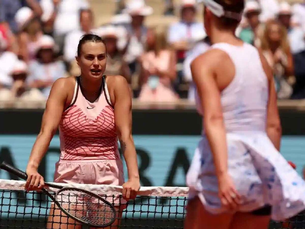 Aryna Sabalenka is blanked at the net by Elina Svitolina (Image Credits: Getty Images)