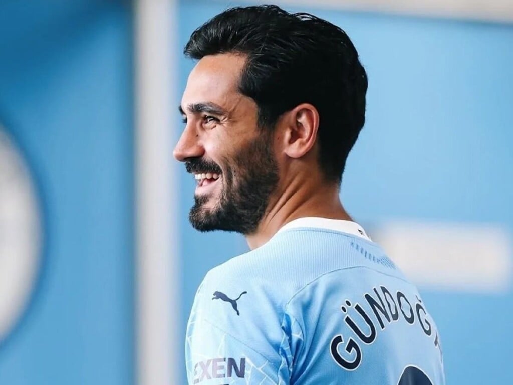 Gundogan is to sign Barcelona.