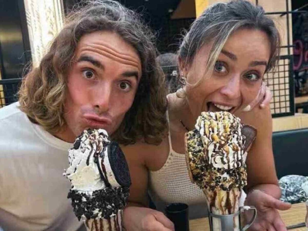 "0 Grand Slams in one photo," tennis world's newest couple Stefanos Tsitsipas, Paula Badosa troll themselves on "Tsitsidosa" account