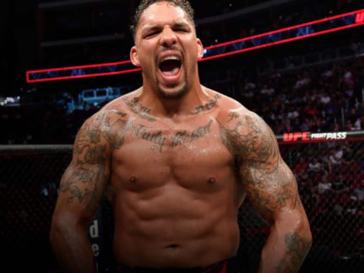 Is UFC star Eryk Anders a former NFL player?