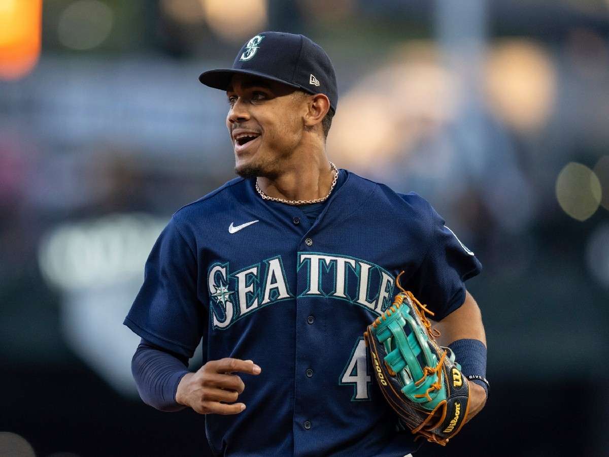 WATCH: Julio Rodriguez joins Fernando Tatis Jr. in EXCLUSIVE club in MLB history after 200th career game against White Sox