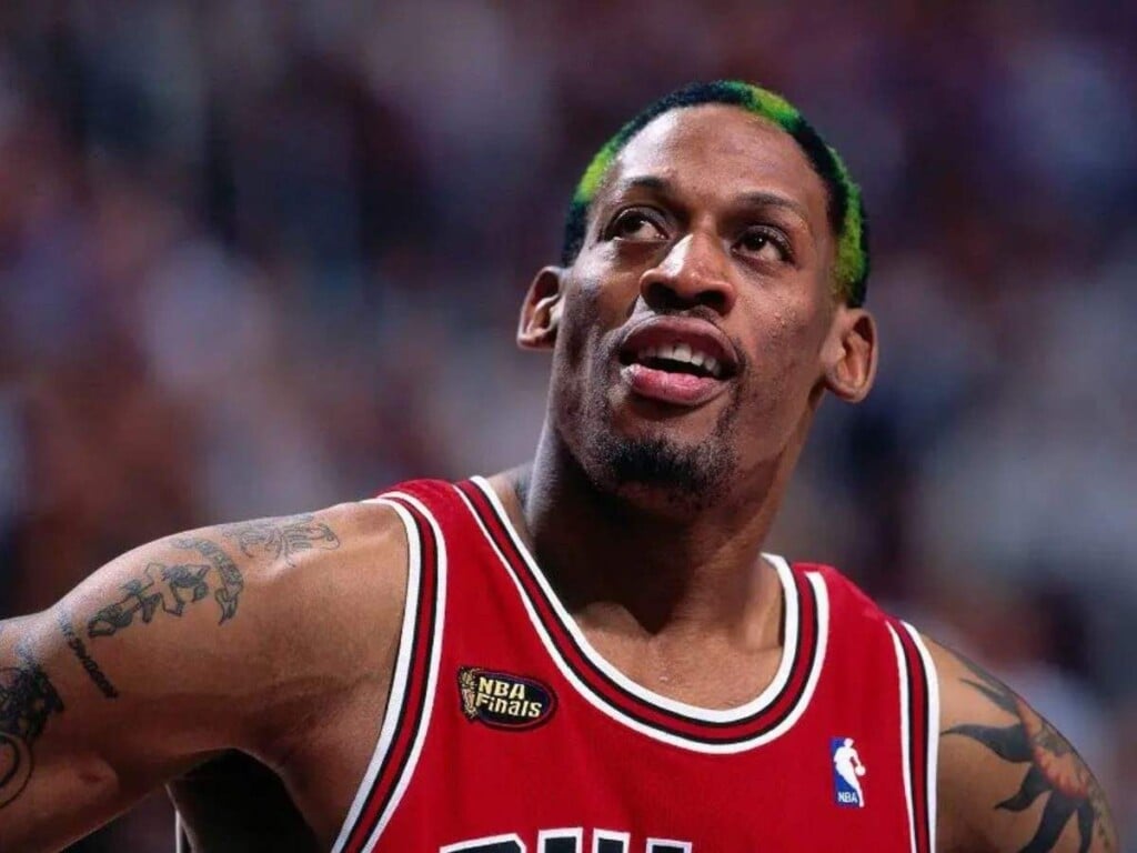 Dennis Rodman Made Just $80,000 A Year In His First Two NBA Seasons: Like  Working At K-Mart, Fadeaway World