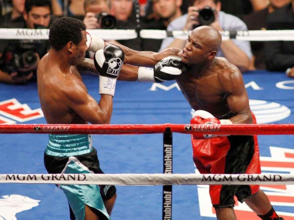  Floyd Mayweather dares Shane Mosley  (Image Courtesy: Euosport)