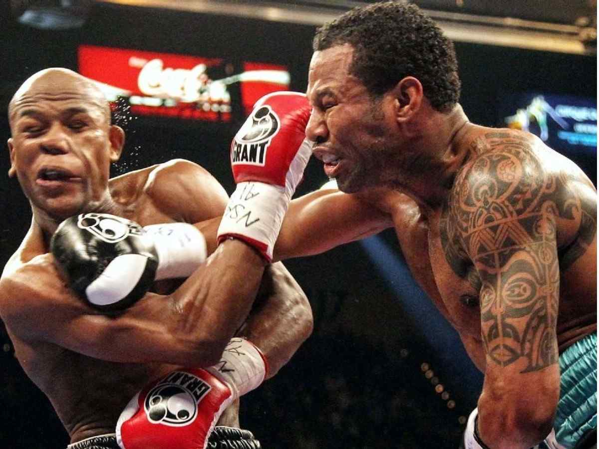 “You gotta kill me,” Floyd Mayweather dares Shane Mosley to take his life for victory in the ring