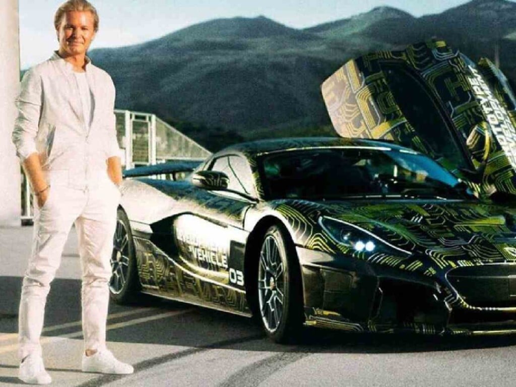 Nico Rosberg (Credits: CarsCoops)