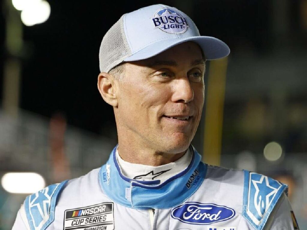 Kevin Harvick (Image via Mike Divono)