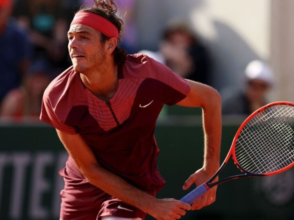 WATCH Taylor Fritz SILENCES hostile French Open crowd after defeating