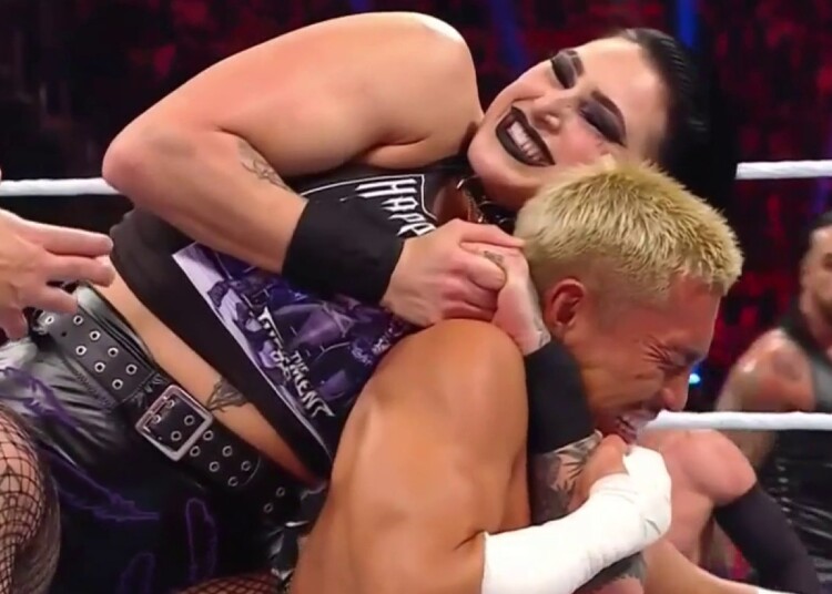 Rhea Ripley và Akira Tozawa