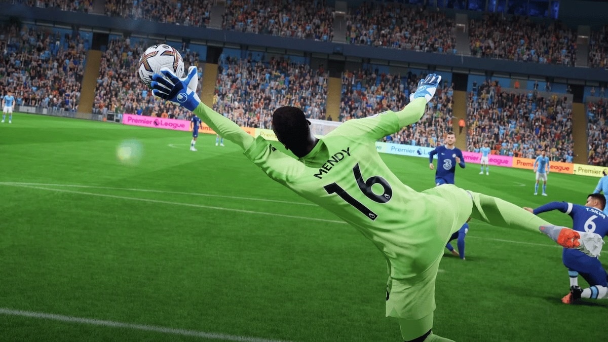 Top 10 best goalkeepers in FIFA 23 Career mode