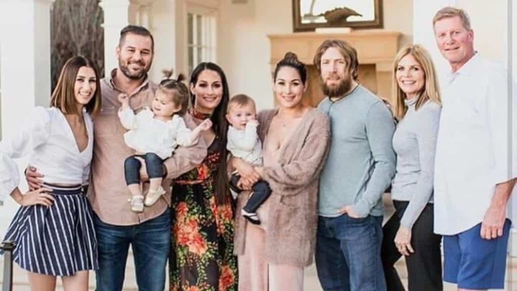 The family of Nikki and Brie Garcia (via Pinterest)