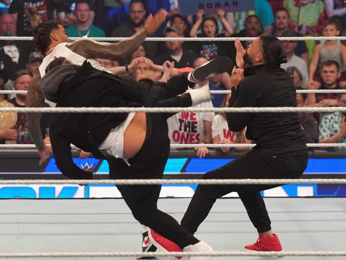 The Usos Send A Savage Message To Roman Reigns After Betraying Him On ...