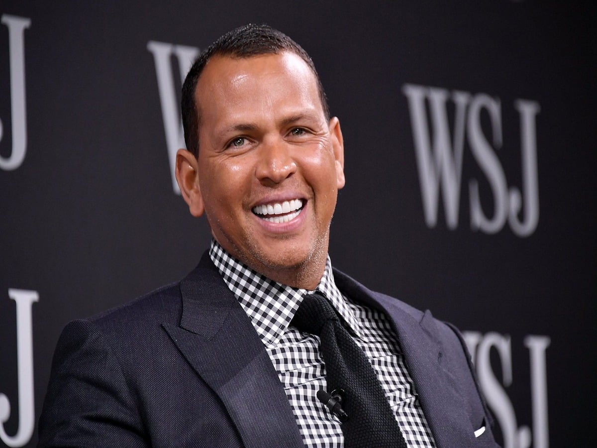 Yankees star Alex Rodriguez ALERTS fans on dental health after being diagnosed by early-stage gum disease