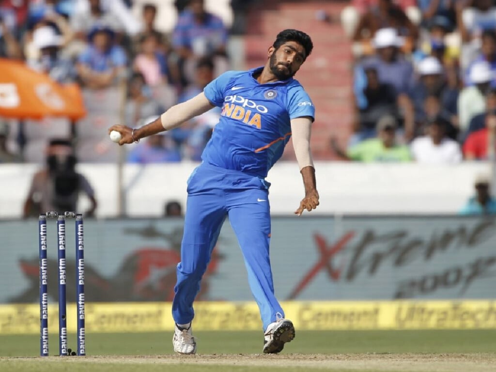 bumrah bowling action