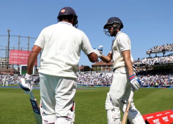 highest run chase india test cricket