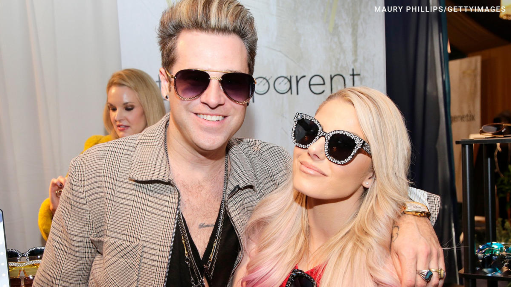 Ryan Cabrera and Alexa Bliss 