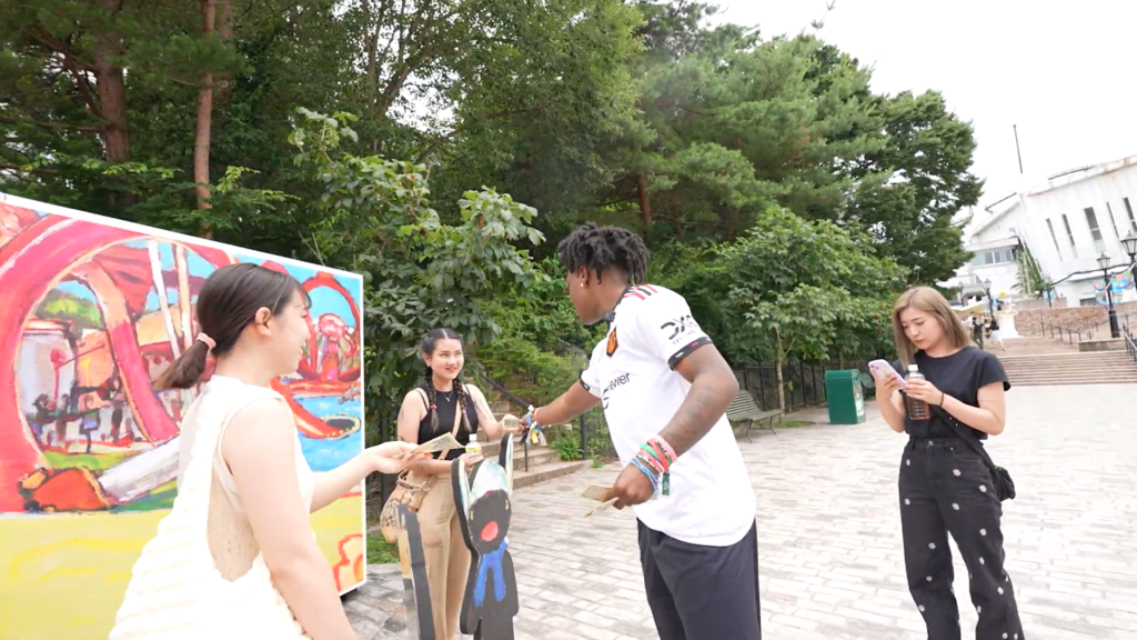 Watch: IShowSpeed randomly hands over cash to local pedestrians in Japan