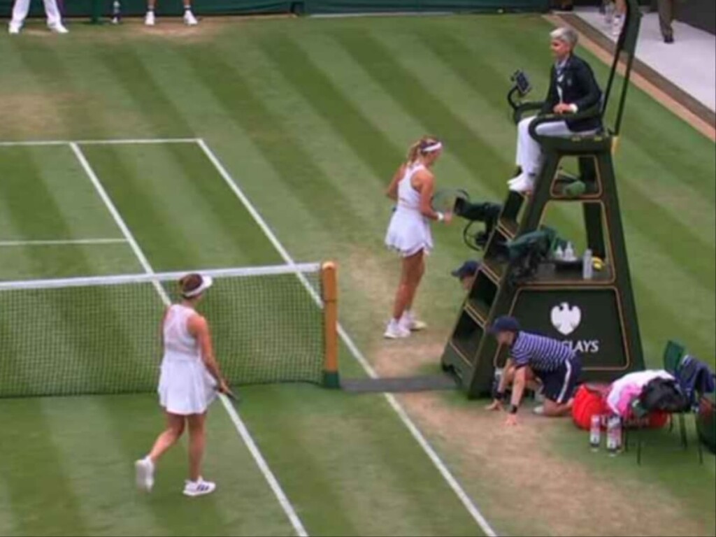 Elina Svitolina and Victoria Azarenka